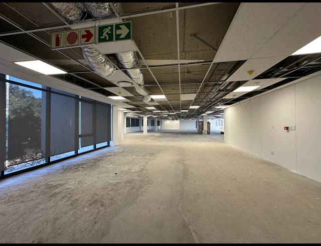 408.60M² OFFICE TO LET IN DORINGKLOOF